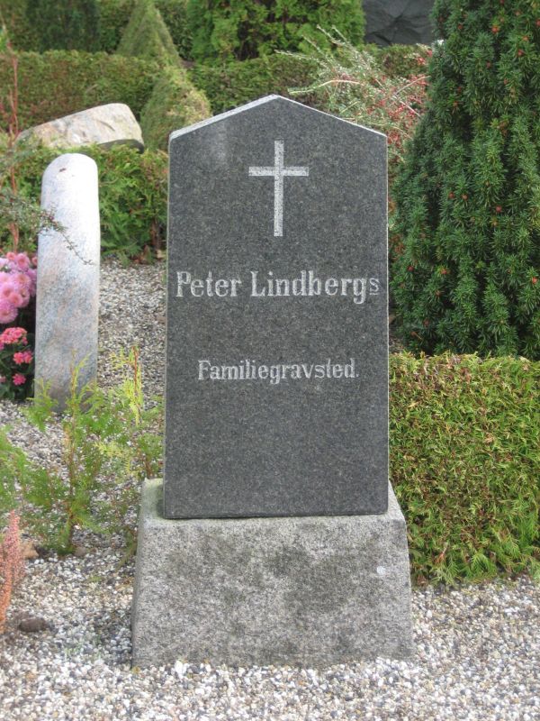 Petter Lindberg's familiegravsted.jpg